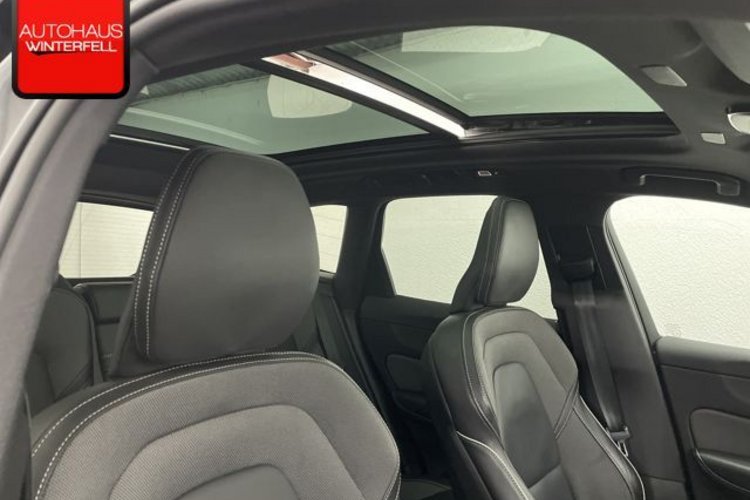 Volvo XC60 XC60 B4 D AWD R-DESIGN PANO+MEMORY+VOLL-LED+KAM