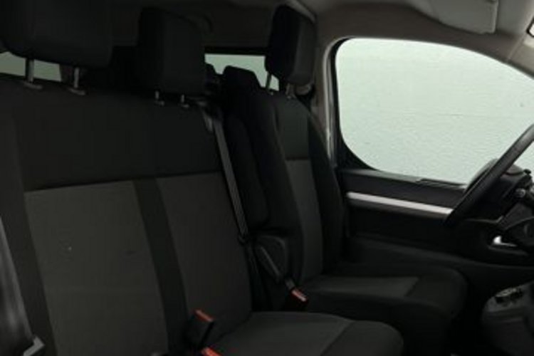 Citroën SpaceTourer Spacetourer M 2.0 145 EAT8 Business 9SITZ+AHK+