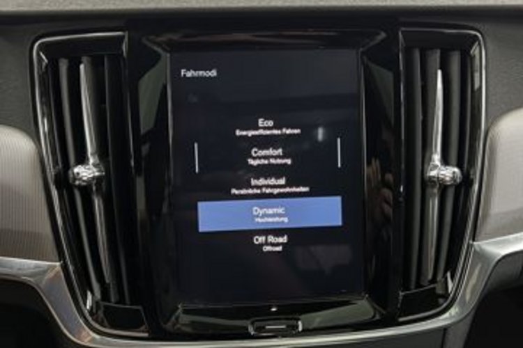 Volvo V90 Cross Country V90 Cross Country D4 PRO AWD PANO+MEMORY+H&amp;K+LED