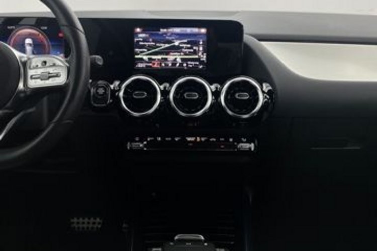Mercedes-Benz B 250 B 250 e AMG LINE NIGHT MAGNO AHK+360+PUBLIC+LED+