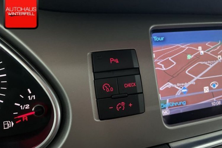 Audi Q7 Q7 3.0 TDI qu S line V12 OPTIK 7SITZ+PANO+AHK+