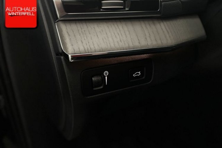 Volvo XC90 XC90 B5 D INSCRIPTION AWD 7SITZ+PANO+LUFT+AHK+