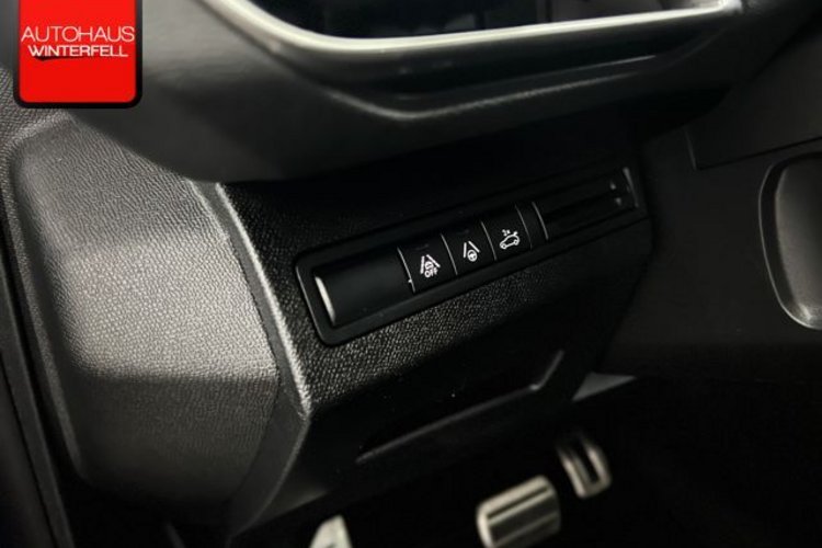 Peugeot 5008 5008 BlueHDi 130 EAT8 GT 7SITZ+PANO+AHK+NIGHT+
