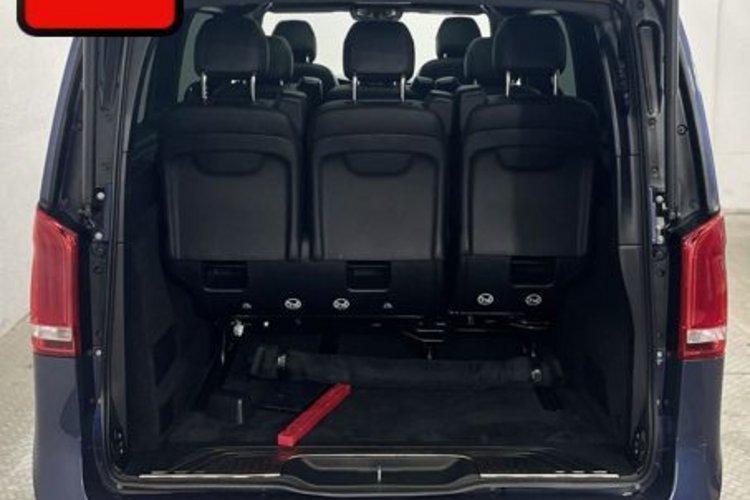Mercedes-Benz V 300 V 300 d AMG 4M LANG 8SITZER+PANO+AHK+STANDH+360+