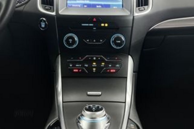 Ford S-Max S-MAX 2.0 TITANIUM 7SITZ+KAMERA+ACC+LED+CARPLAY+