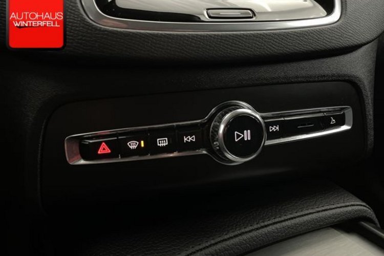 Volvo XC90 XC90 T8 INSCRIPTION RECH AWD 7SITZ+21Z+AHK+ACC+