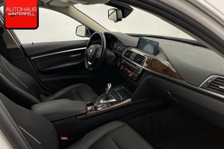 BMW 330 330 d Touring Luxury Line AHK+ADAP-LED+KAMERA+