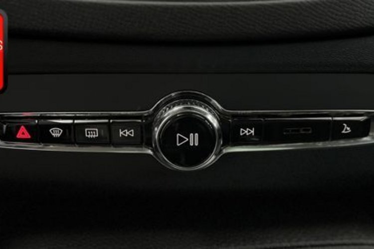 Volvo XC90 XC90 T8 RECH AWD INSCRIPTION 7SITZ+PANO+AHK+22Z+