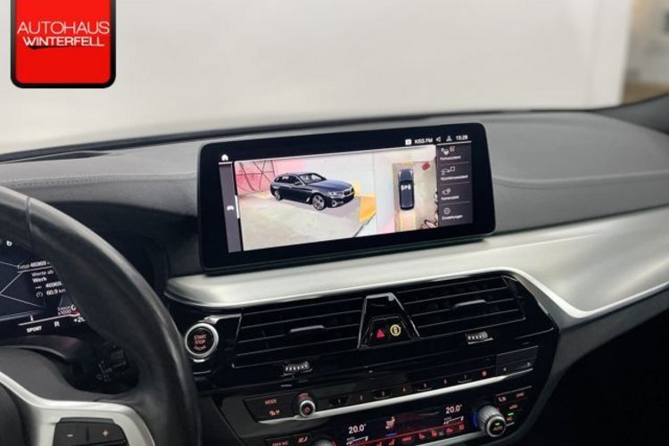 BMW 530 530d xDrive Touring Luxury Line PANO+AHK+360+HUD