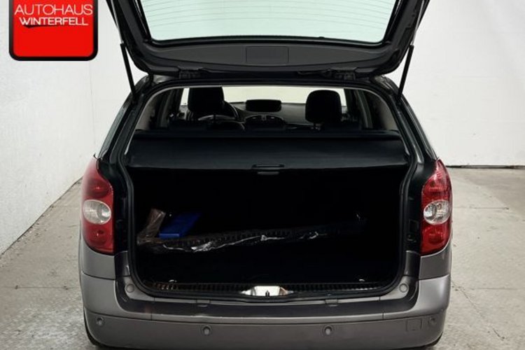 Renault Laguna Laguna Grandtour II Dynamique XENON+CABASSE+NAVI