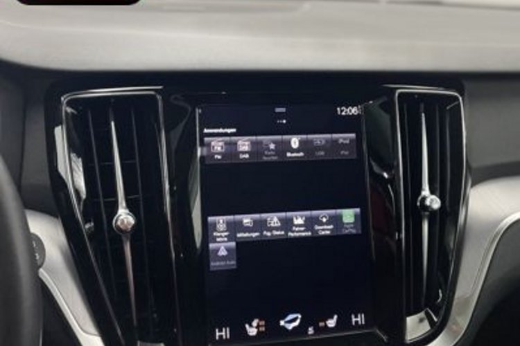 Volvo V60 Cross Country V60 CC B4 D AWD PANO+VOLL-LED+HARMAN/K+KAMERA+