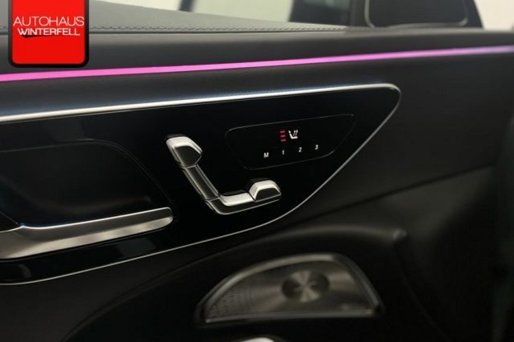 Mercedes-Benz E 300 E 300 e T AMG LINE PREMIUM PLUS PANO+SUPER+HUD+