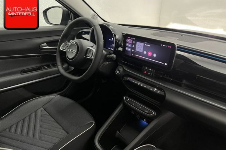 Fiat 600 600 HYBRID 1.2 T3 DCT VOLL-LED+KAMERA+SITZHEIZUN