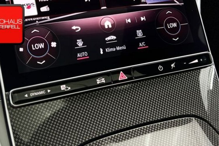 Mercedes-Benz C 220 C 220 d T 4M AMG NIGHT PANO+DIGITAL+DISTRONIC+
