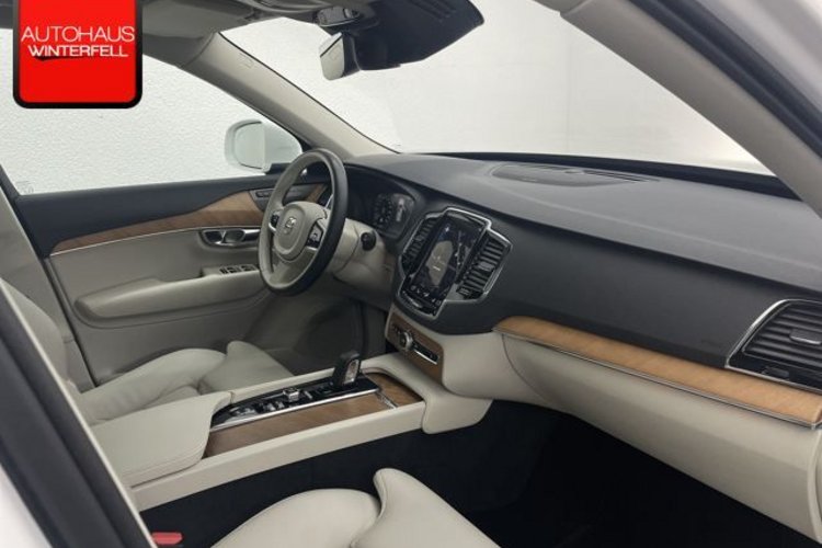 Volvo XC90 XC90 Rech T8 AWD 7SITZ+PANO+AHK+MEMORY+H&amp;K+KAMER