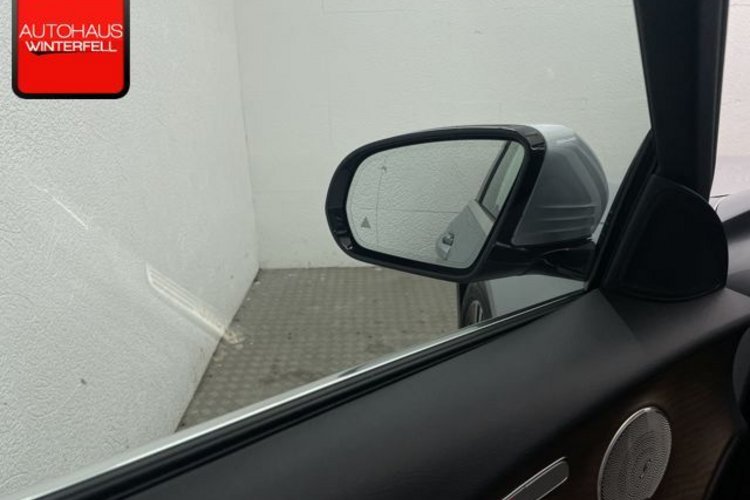 Mercedes-Benz E 400 E 400 d T 4M AVANTGARDE PANO+AHK+KEYLESS+DISTRO+