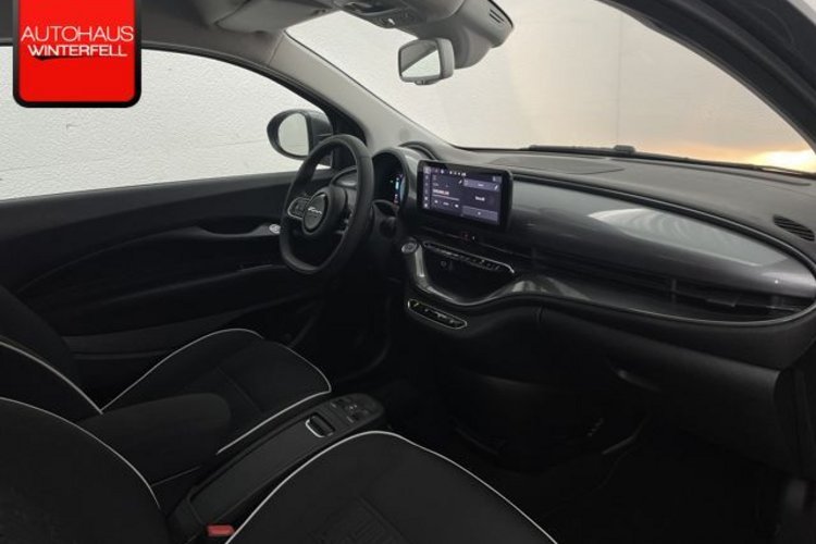 Fiat 500e 500e 42KWH STYLE+KOMFORT+KAMERA+SITZHEIZUNG+