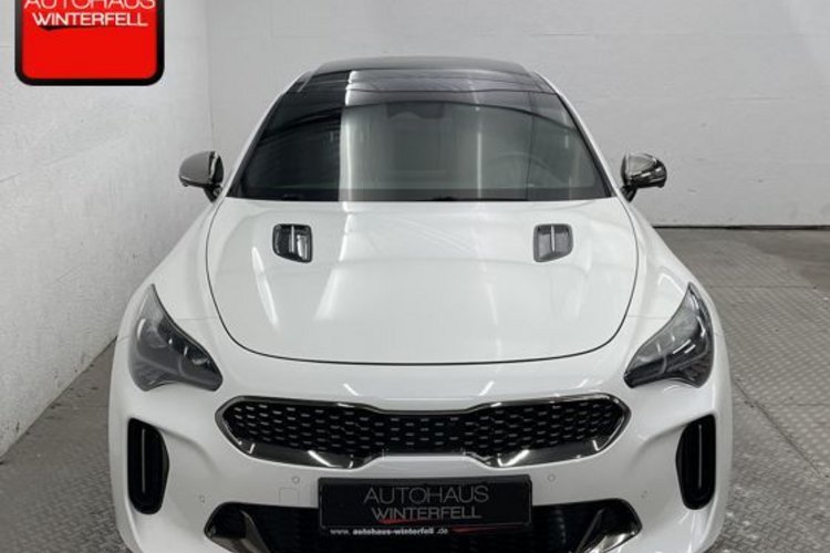 Kia Stinger Stinger 3.3 T-GDI AWD GT PANO+H&amp;K+HUD+SITZKLIMA+