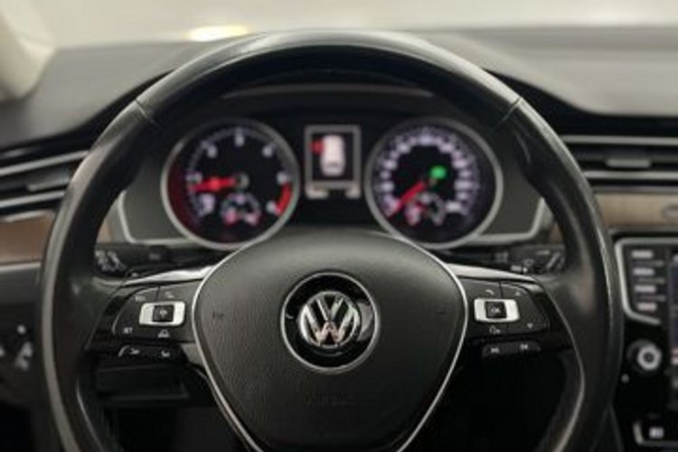 Volkswagen Passat Variant Passat Variant 2.0 TDI 4M R-Line PANO+STANDHZG+