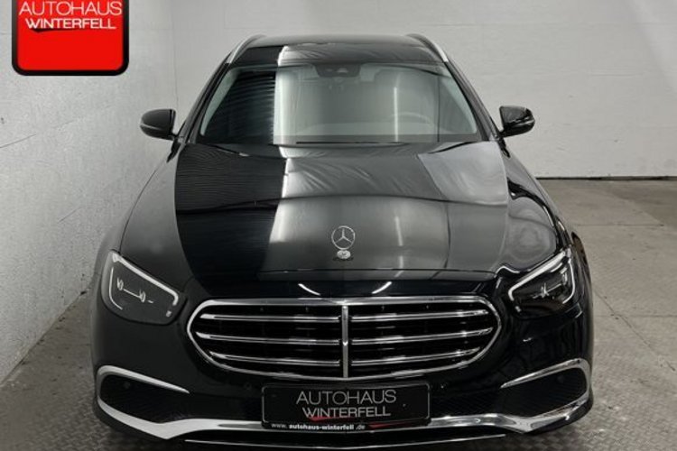 Mercedes-Benz E 300 E 300 d 4M T EXCLUSIVE KAMERA+LED+NAVI+CARPLAY+