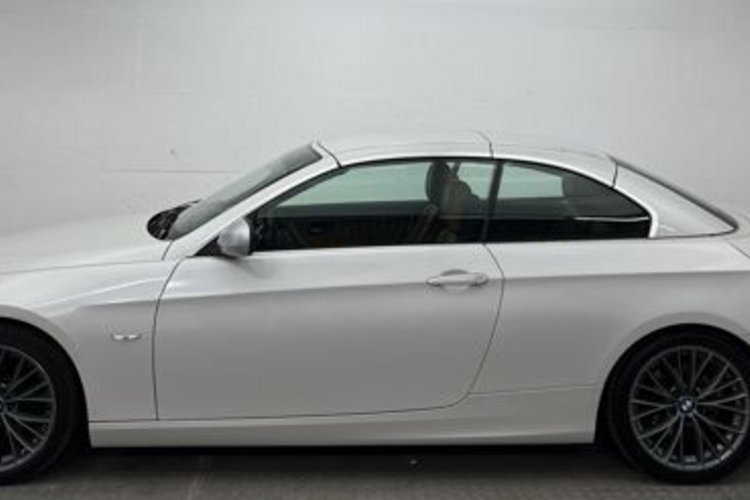 BMW 320 320 i Cabrio Edition Exclusive MEMO+KEYLESS+PDC+