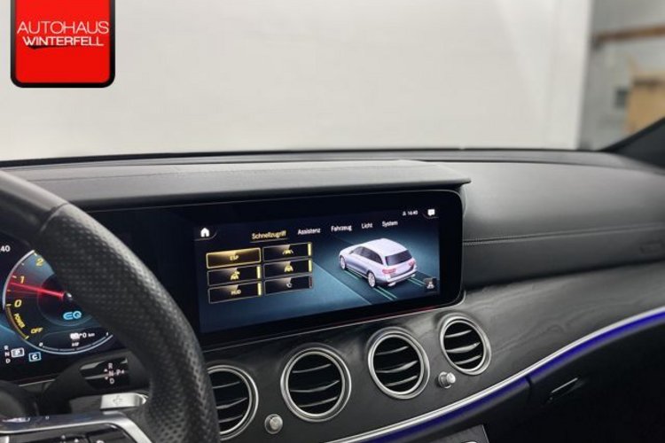 Mercedes-Benz E 300 E 300 de T 4M AMG NIGHT PANO+AHK+HUD+DISTRONIC+