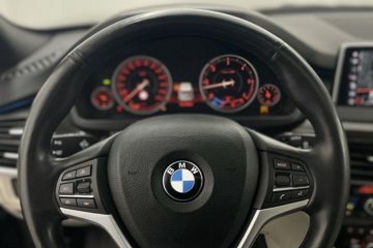 BMW X5 X5 xDrive30d PANO+AHK+SOFT+HUD+DIGITAL+KEYLESS+