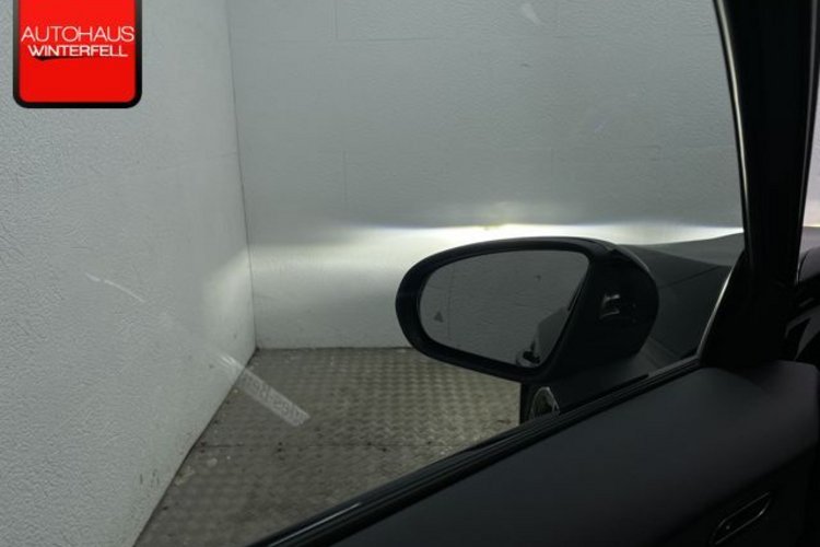 Mercedes-Benz A 200 A 200 d Limousine AMG NIGHT PANO+MEMO+KEYLESS+