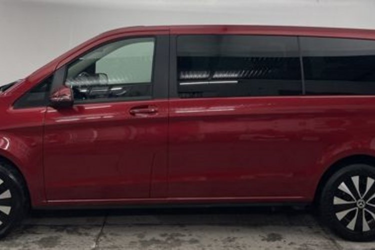Mercedes-Benz V 220 V 220 d LANG 4M DESIGN 7SITZ+AHK+LUGANO+KAMERA+