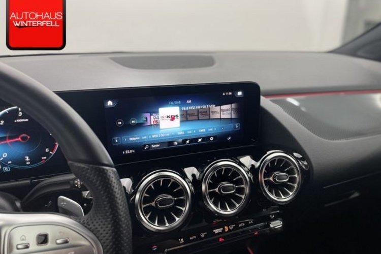 Mercedes-Benz GLA 220 GLA 220 d AMG NIGHT CARBON 20Z+KAMERA+KEYLESS+