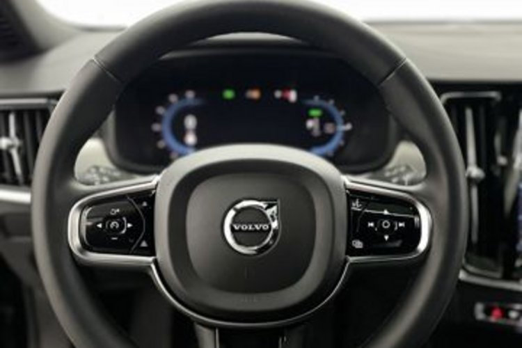 Volvo V90 V90 T6 PLUS DARK RECH AWD PANO+AHK+MEMO+360+H/K+