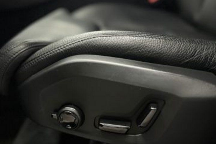 Volvo XC90 XC90 T8 RECH AWD PLUS DARK 7SITZ+STANDHEIZUNG+