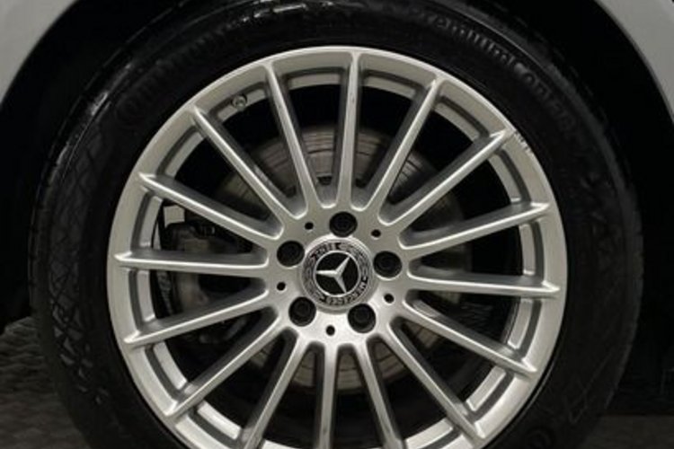 Mercedes-Benz E 400 E 400 d T 4M Exclusive GSD+AHK+SOFT+MEMO+STANDH+