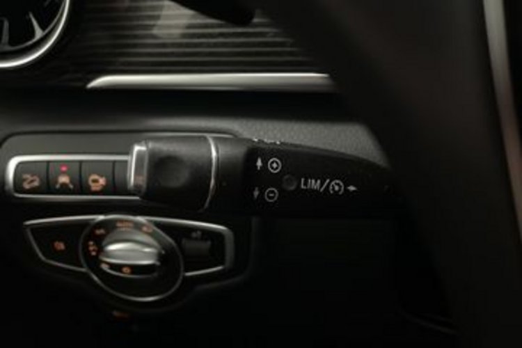 Mercedes-Benz V 300 V 300 d lang 4M Avantgarde Edition 7SITZ+360+AHK