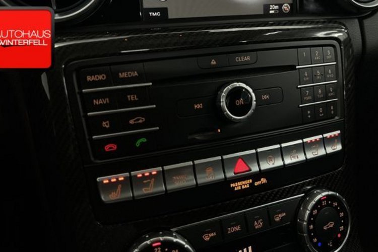 Mercedes-Benz SLC 43 AMG SLC 43 AMG PERFOR CARBON KAMERA+MEMO+KEYLESS