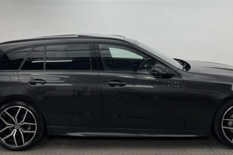 Mercedes-Benz C 220 C 220 d T 4M AMG NIGHT PANO+DIGITAL+DISTRONIC+