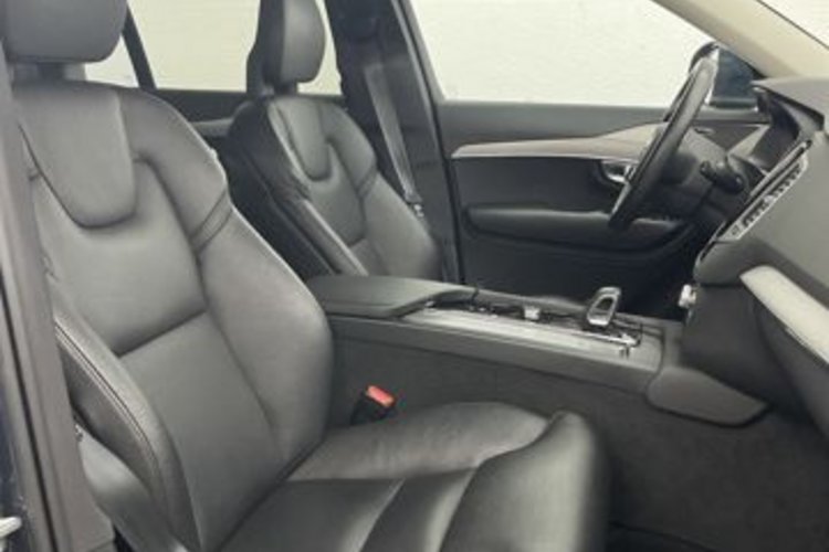 Volvo XC90 XC90 B5 AWD PRO AHK+360+MEMO+STANDHEIZUNG+LED+