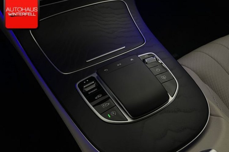 Mercedes-Benz E 400 E 400 d 4M AMG NIGHT MEMO+ABC+HUD+360+MASSAGE+