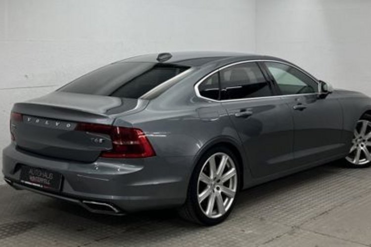 Volvo S90 S90 T6 AWD RDesign AHK+20Z+360+MEMO+INTELLI-SAFE