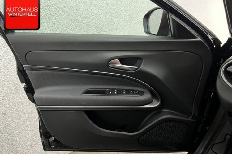 Fiat 600 600 HYBRID 1.2 T3 DCT VOLL-LED+KAMERA+SITZHEIZUN