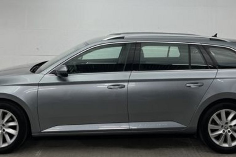 Skoda Superb Superb Combi 1.5 TSI Style XENON+MEMO+CANTON+