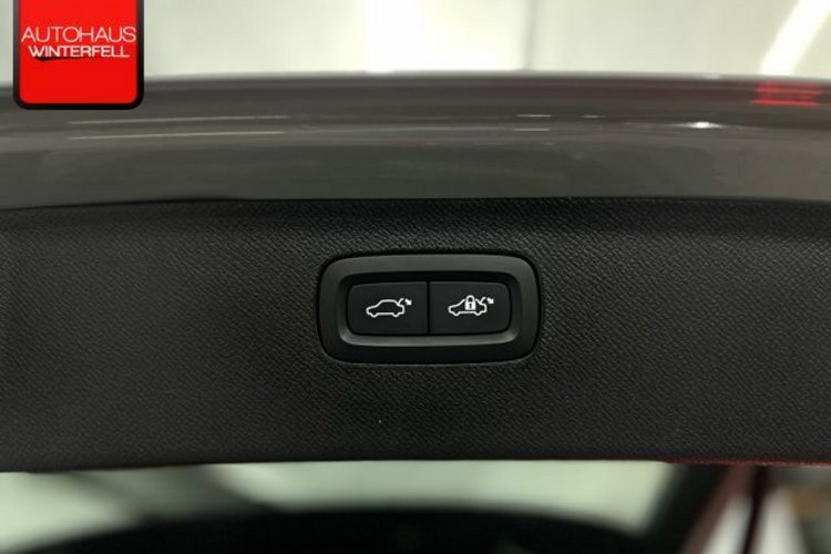 Volvo XC90 XC90 T8 RECH AWD 7SITZER+AHK+STANDHEIZUNG+4ZONEN