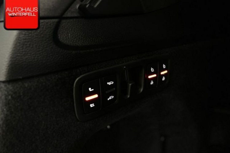 Audi SQ7 SQ7 4.0 TFSI qu 7SITZ+PANO+CARBON+AHK+STANDHZG+