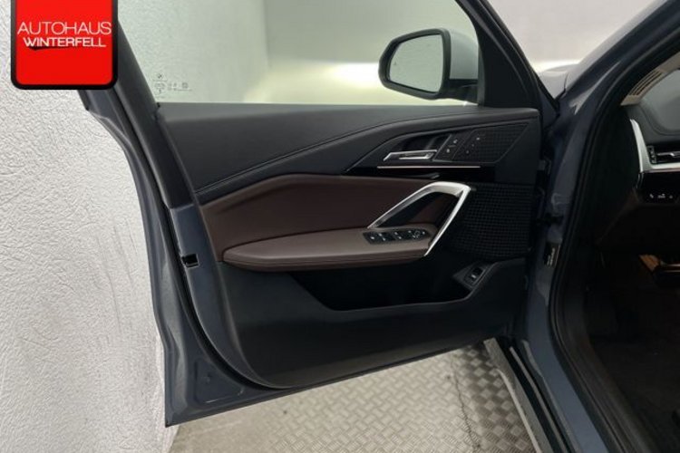 BMW X1 X1 xDrive23d xLine M-LENKRAD+PANO+AHK+MEMO+ACC