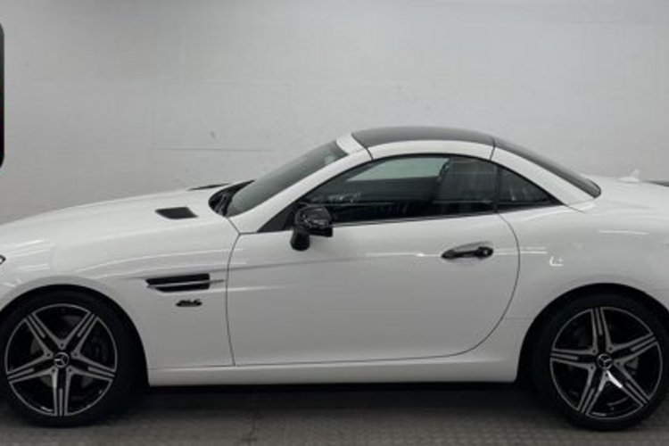 Mercedes-Benz SLC 200 SLC 200 AMG FINAL EDITION PANO+LED+MEMO+AIRSCARF
