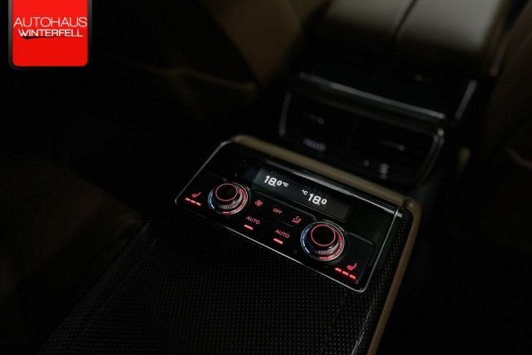 Audi S8 S8 4.0 TFSI Qu CARBON ESD+AHK+HUD+BOSE+MATRIX+