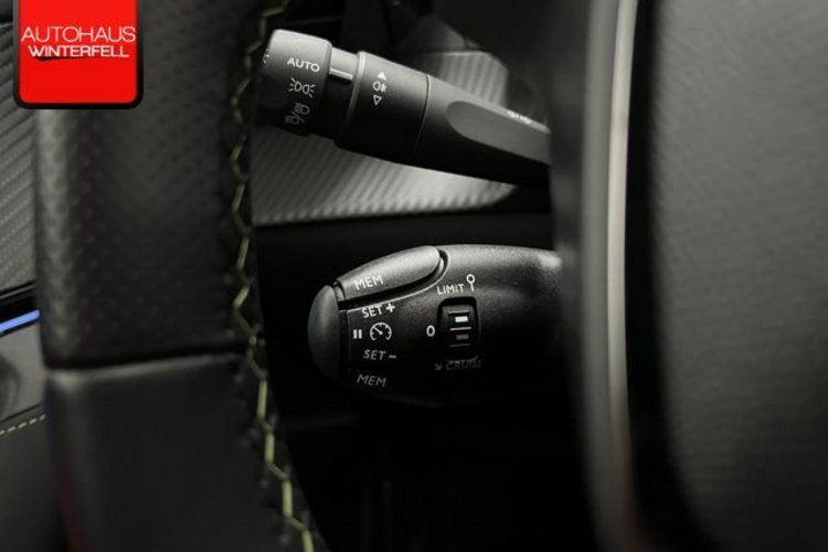 Peugeot 2008 2008 Elektro 136 GT 360+LED+WÄRMEPUMPE+DIGITAL+