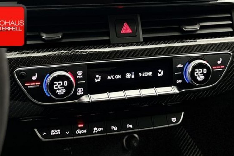Audi A4 A4 Avant 50 TDI qu S line CARBON PANO+MEMO+360+