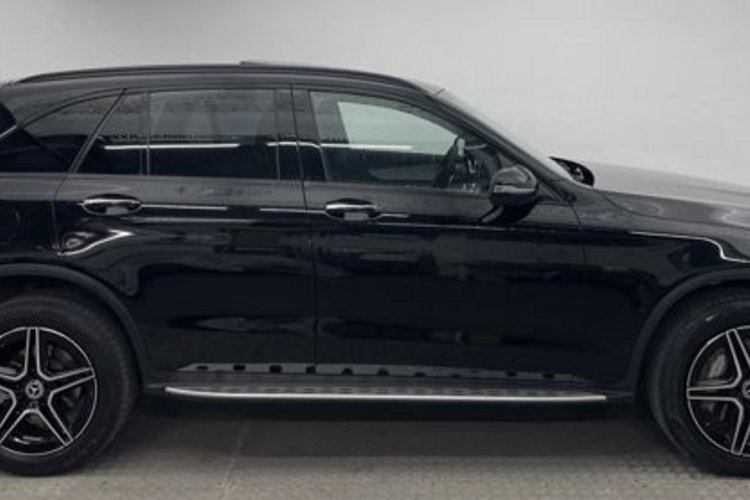 Mercedes-Benz GLC 300 GLC 300 de 4M AMG NIGHT PANO+360+BURMESTER+TRITT
