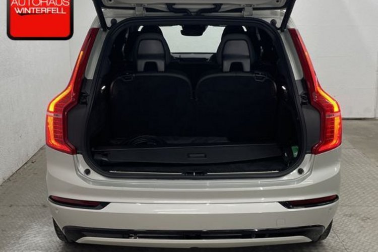 Volvo XC90 XC90 T8 R-DESIGN RECH AWD 7SITZ+PANO+AHK+STANDH+